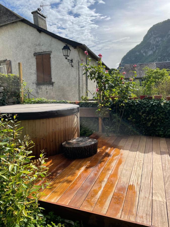 Le Monrepos Avec Jacuzzi Nordique * Bielle